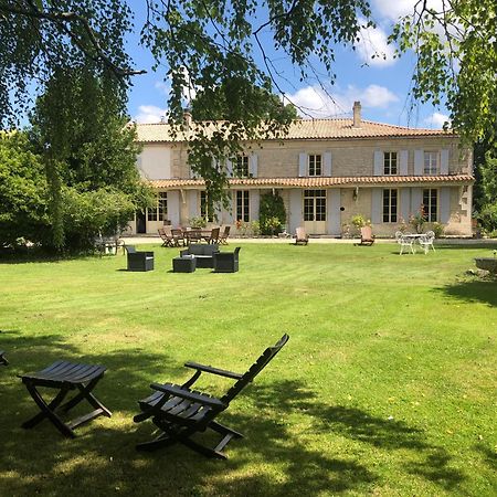Le Logis De Vallans Esterno foto